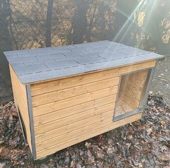 Zateplená psí bouda