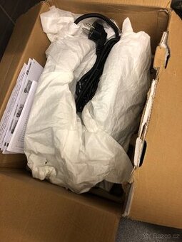 Bezdrátová napařovací žehlička Tefal fv6670e0 nová