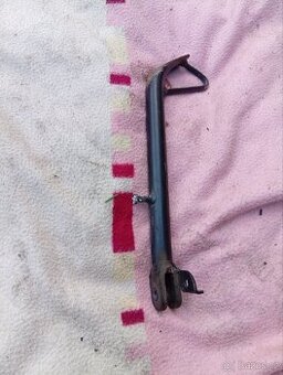 Suzuki Burgman 200 rok 2008 boční stojánek