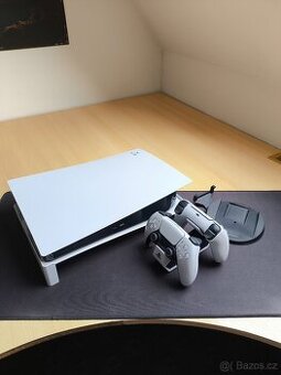 PlayStation 5 s mechanikou