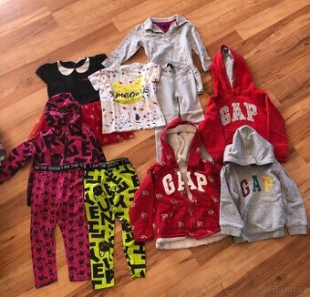 Dívčí značkové oblečení vel. 92-110