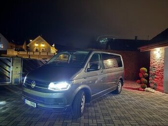 VW Multivan T6 DSG-LED-TAŽNÉ-Šedá metal. Natural Grey