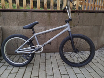 WETHEPEOPLE Nova 20"