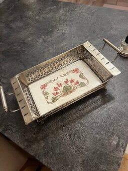 Vintage kovový podnos (antikvariát)