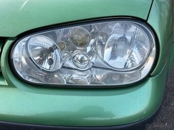 Svetla predni VW Golf 4
