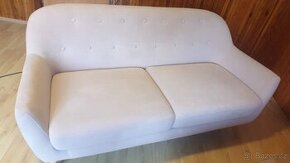 Pohovka dvoumístná