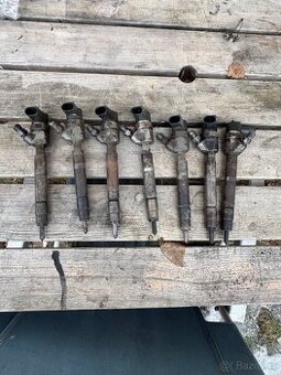 Prodám vstřiku z vozu mercedes benz 2.2 TDi Om 646