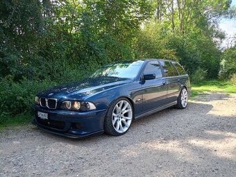 BMW E39 540i
