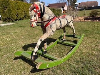 Starý houpací kůň – retro dekorace, 110 cm