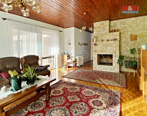 Prodej rodinného domu, 150 m², Petrohrad - 1