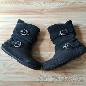 Crocs Berryessa Suede Buckle Boot W9(US)/39,5(EU)-zimní boty