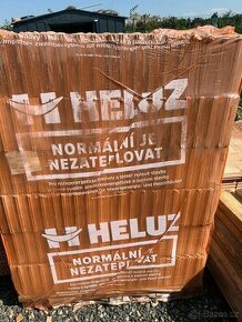 Stavební materiál HELUZ - 1