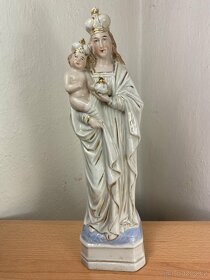 Madona s Ježíškem porcelán socha