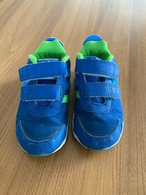 Botasky Adidas vel.23