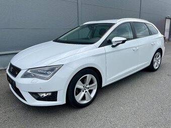Seat Leon Combi FR 1.4TSI 103kW VÝHŘEV Senzory FULL LED Navi