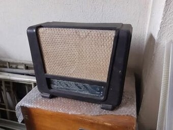 Rádio Tesla bakelitové