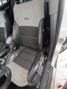 Vyhřívané sedačky, autosedačky Škoda Octavia 2 RS