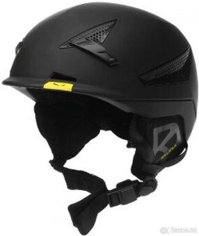 Lyžařské/snowboardové přilby SALEWA, JULBO, CARRERA a hole