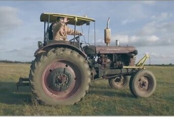 Historická hlava motoru MTZ-5L