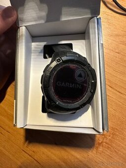 Garmin Instinct 2x Solar - 1
