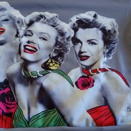 Mikina Marilyn Monroe, vel. XS- nenošená, NOVÁ