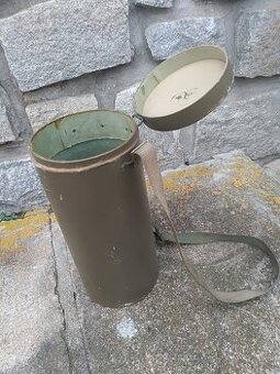 Prodám tvojenskou tornu, obal na plynovou masku viz foto. - 1
