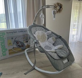 Ingenuity Houpátko vibrující s melodií Cuddle Lamb 0m+ do 18