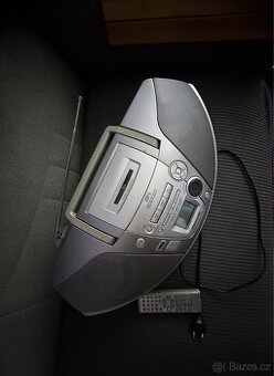 Rádio magnetofón s CD, Panasonic - 1