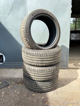 Letní pneumatiky Michelin 235/45 R18