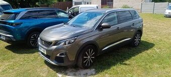 Peugeot 5008 1,2 Allure+, šíbr, 117000km