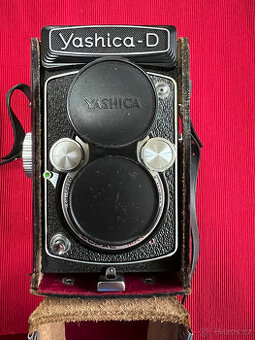 Fotoaparát Yashica-D