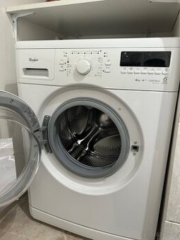 Pračka Whirlpool