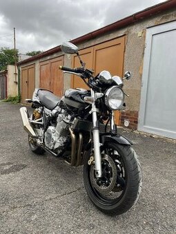 Yamaha XJR 1300