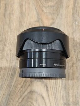Sony E 35 mm f/1.8 OSS