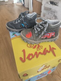 Celoroční chlapecká obuv Jonap
