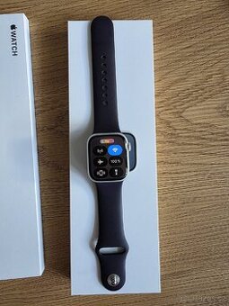 Apple Watch Series 9 Cellular 41mm Stříbrný hliník