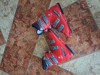 ZNAČKOVÉ LYŽÁKY SALOMON VEL.39, V PĚKNÉM STAVU