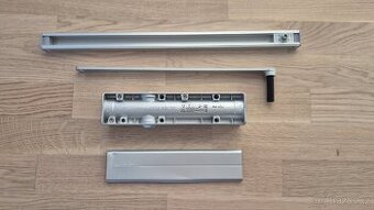 Dveřní závírač - Assa Abloy DC300 - 1