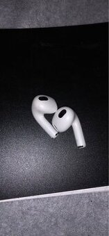 Apple AirPods 3.generace - 1
