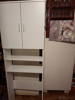 Skříňka nad pračku