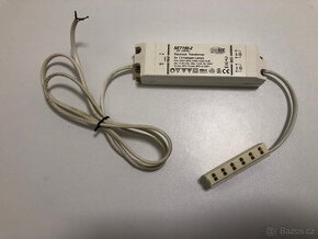 Transformátor 12V/150W (např. pro halogenové žárovky)