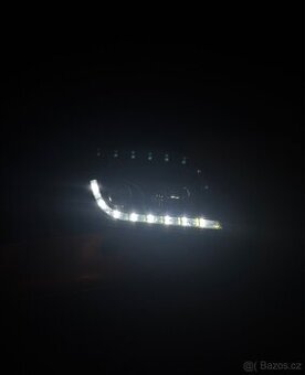 Přední světla Devil Eyes Škoda Octavia II xenon 04-09