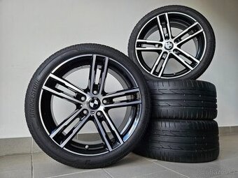 Orig. BMW 1er 5x120 Letní 18" Dvourozměr - Top