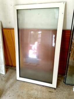 Fixní okno, doprava