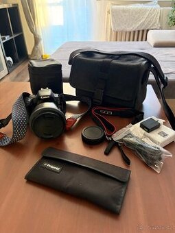 Canon Eos 200D a objektiv Sigma 24mm f/1,4