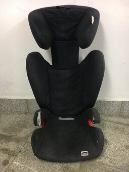 Dětská autosedačka Römer – funkční, ale vyžaduje vyčištění