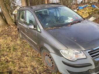 Touran 1.9 tdi 77kW bls díly šedý