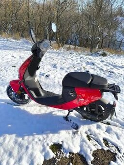 Elektrický skútr Super Soco CU MINI