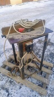 Stolní kotoučová pila