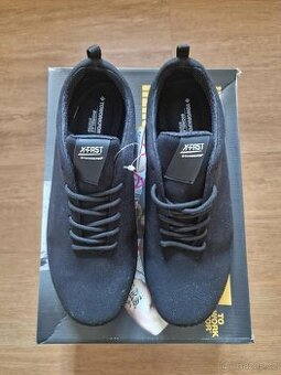 NOVÁ Pracovní obuv Toworkfor X-Fast X-H2 S3 8A01-28